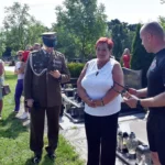 Kolorowa instalacja przy książnicy już cieszy oko
