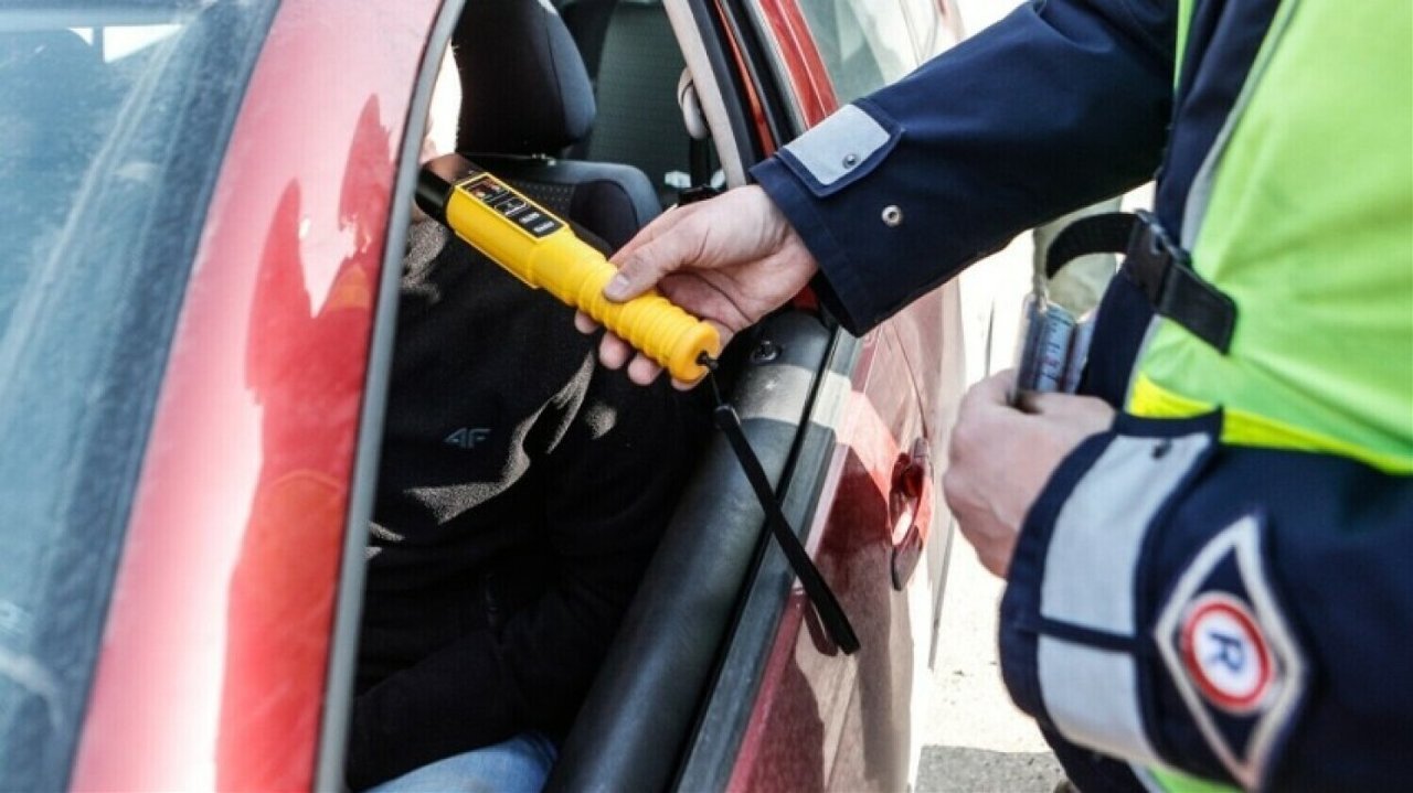 Kompletnie pijana 33-latka za kierownicą volkswagena. „To całkowity brak wyobraźni”