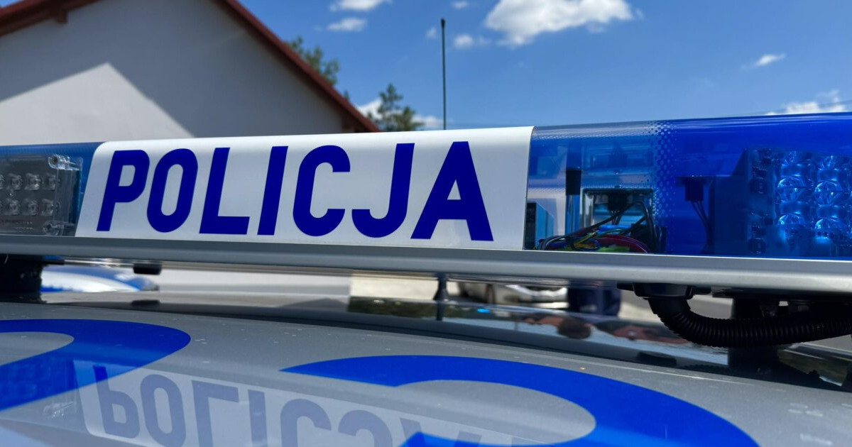 Kompletnie pijany wyjechał na drogę