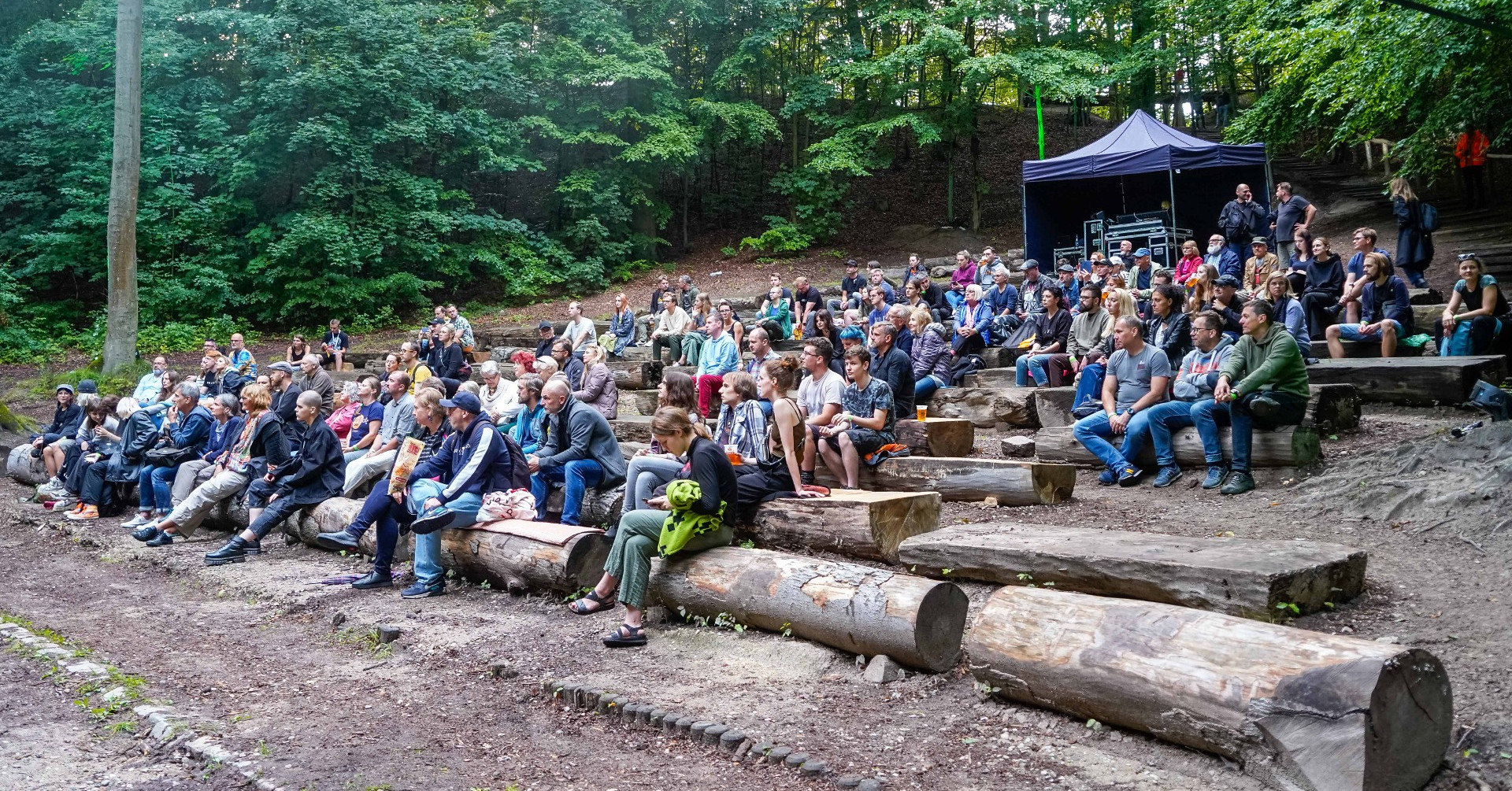 Koncerty i kino pod gołym niebem. Znamy program Teatru Leśnego