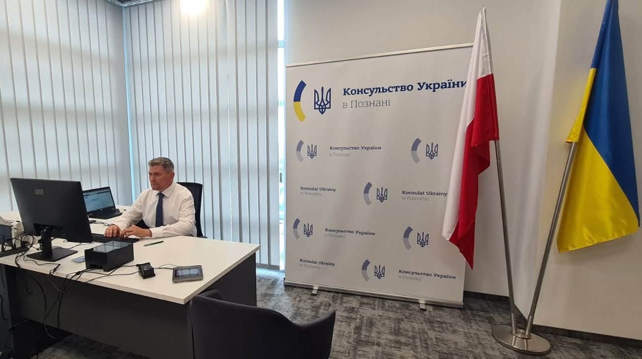 Koniec wyjazdów do Wrocławia. W Poznaniu otwarto konsulat Ukrainy