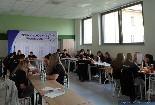 Konkurs „Młodzi Rozkręcają Podkarpacie” - wydłużenie terminu składania prac