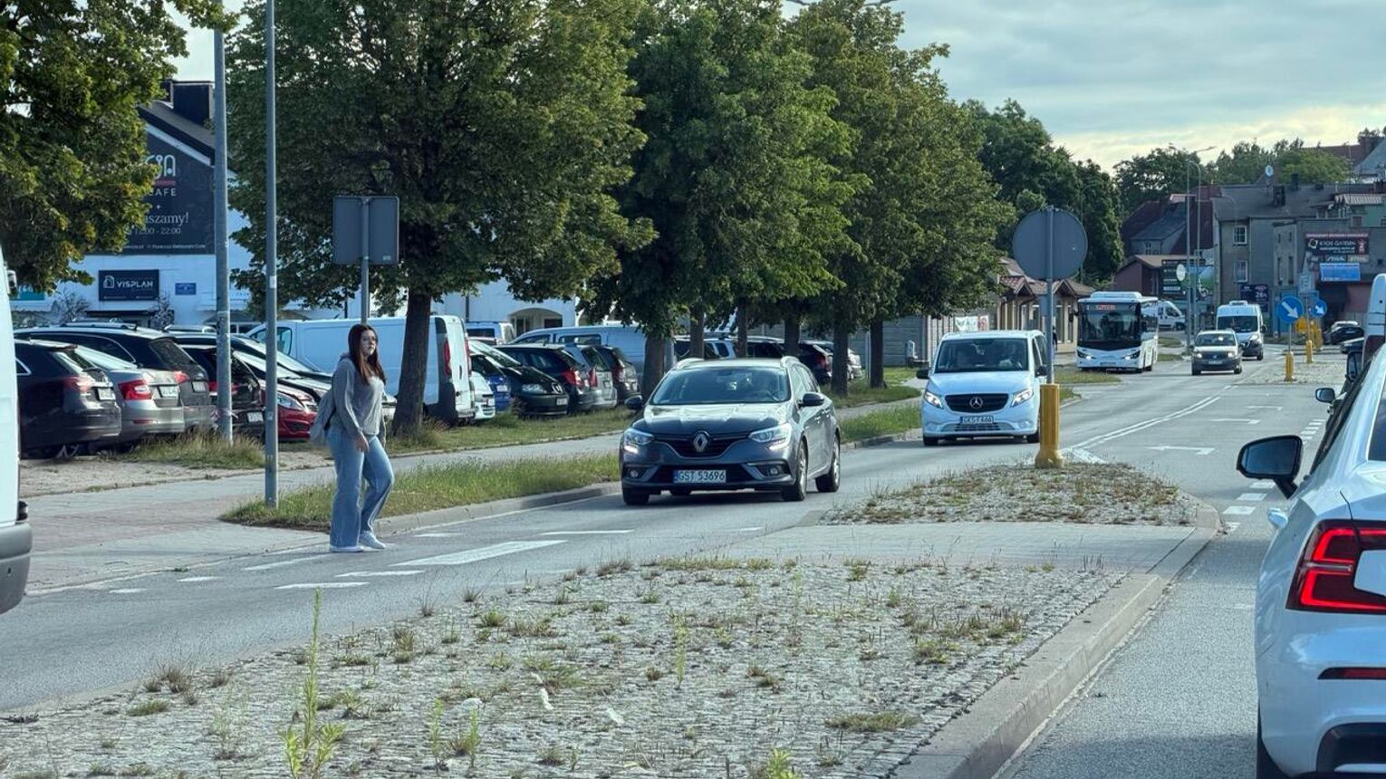 Kościerzyna: nowa sygnalizacja świetlna ma rozładować korki na Wojska Polskiego