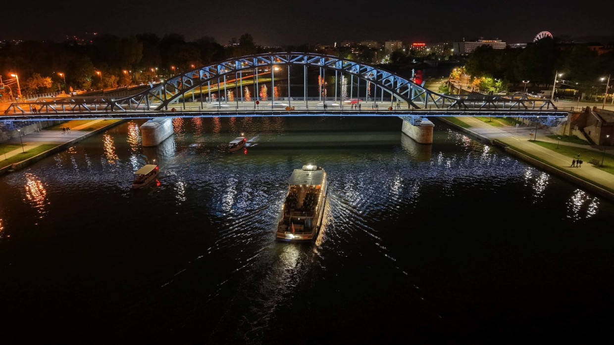 Kraków pyta mieszkańców o życie po zmroku. Ruszyła ankieta