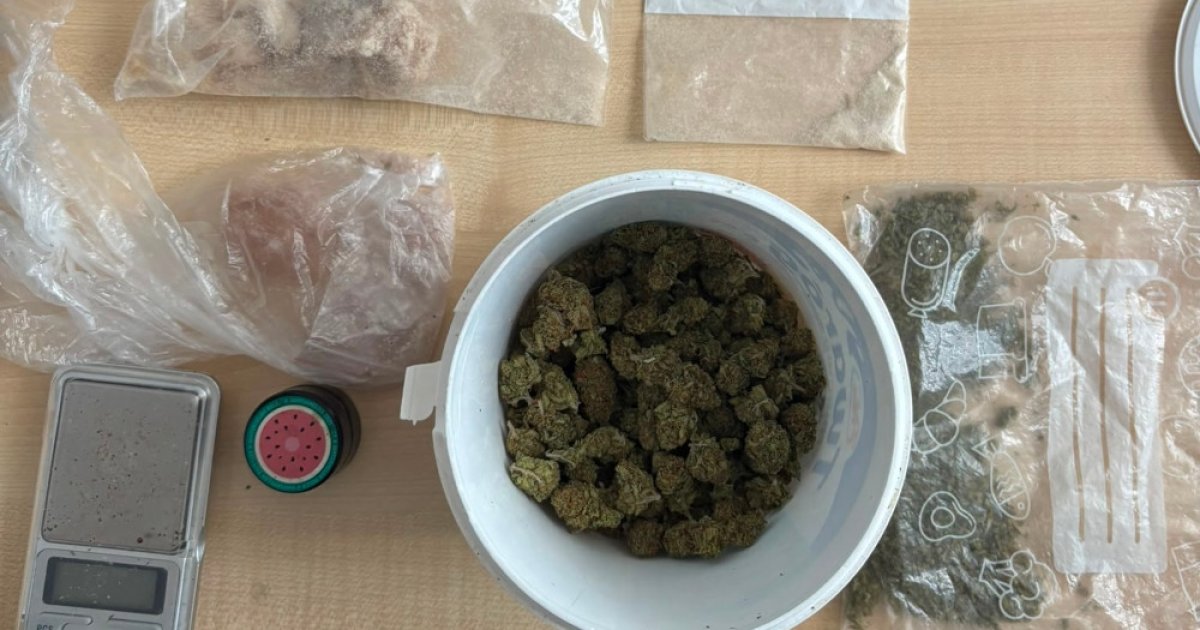 Kryminalni zatrzymali 37-latka. Zabezpieczyli narkotyki warte blisko 8 tys. zł