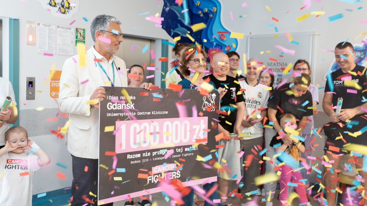Łatwogang i Cancer Fighters przekazali milion złotych dla szpitala w Gdańsku