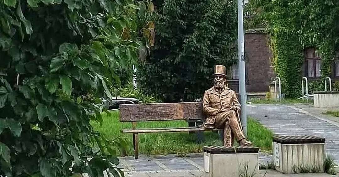 Ławeczka księcia Guido w Świętochłowicach