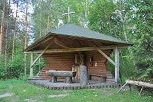 „Leśna alejka do świętości” w Kamionce
