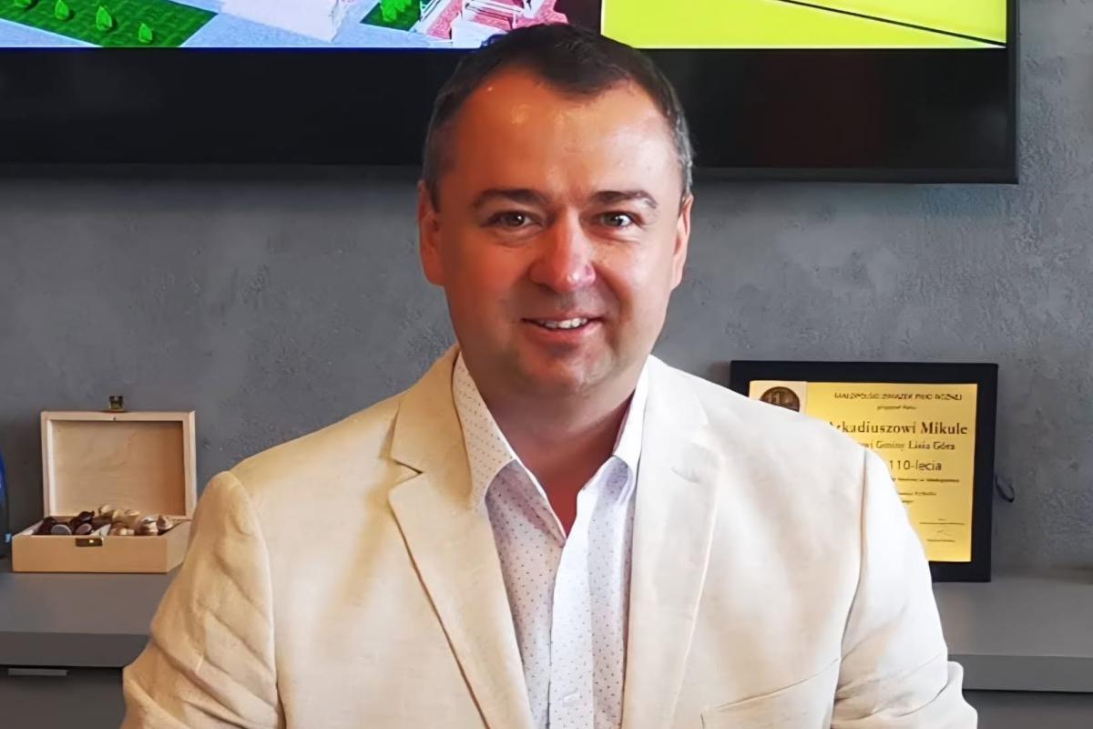 Lisia Góra: mieszkańcy chcą odwołać wójta. Arkadiusz Mikuła odpowiada na zarzuty