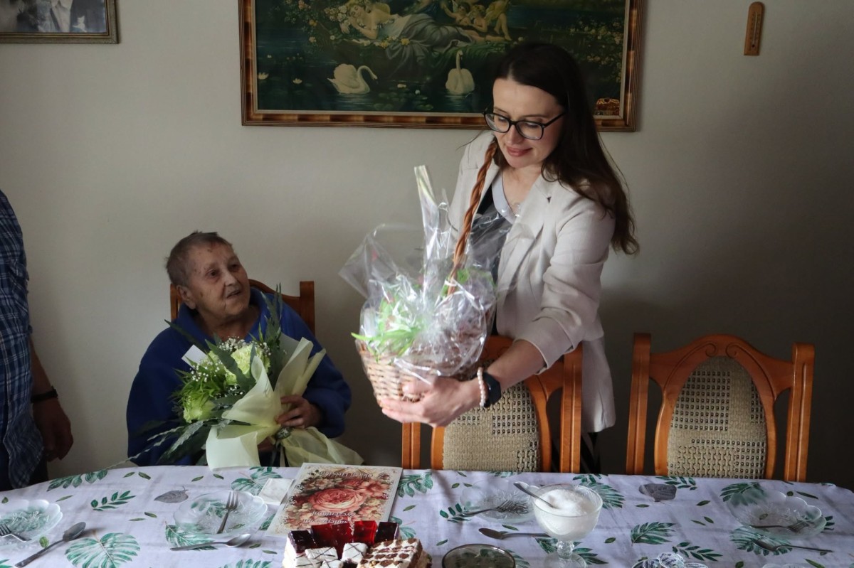 Ma 102 lata. Najstarsza mieszkanka gminy Krzymów świętuje