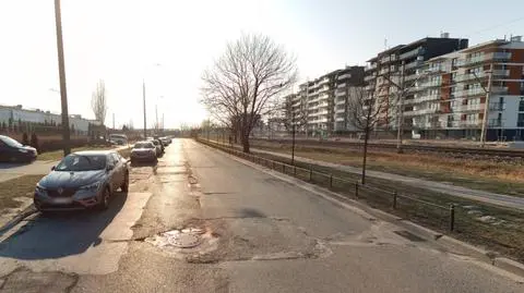Są dziurawe i popękane. Przejdą remont