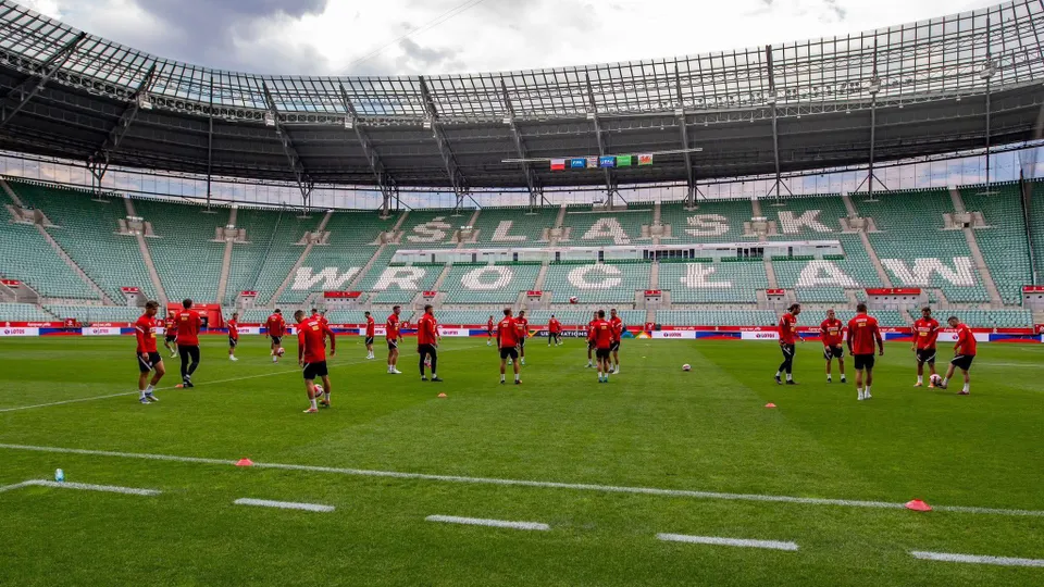 Manchester United i AC Milan zagrają we Wrocławiu