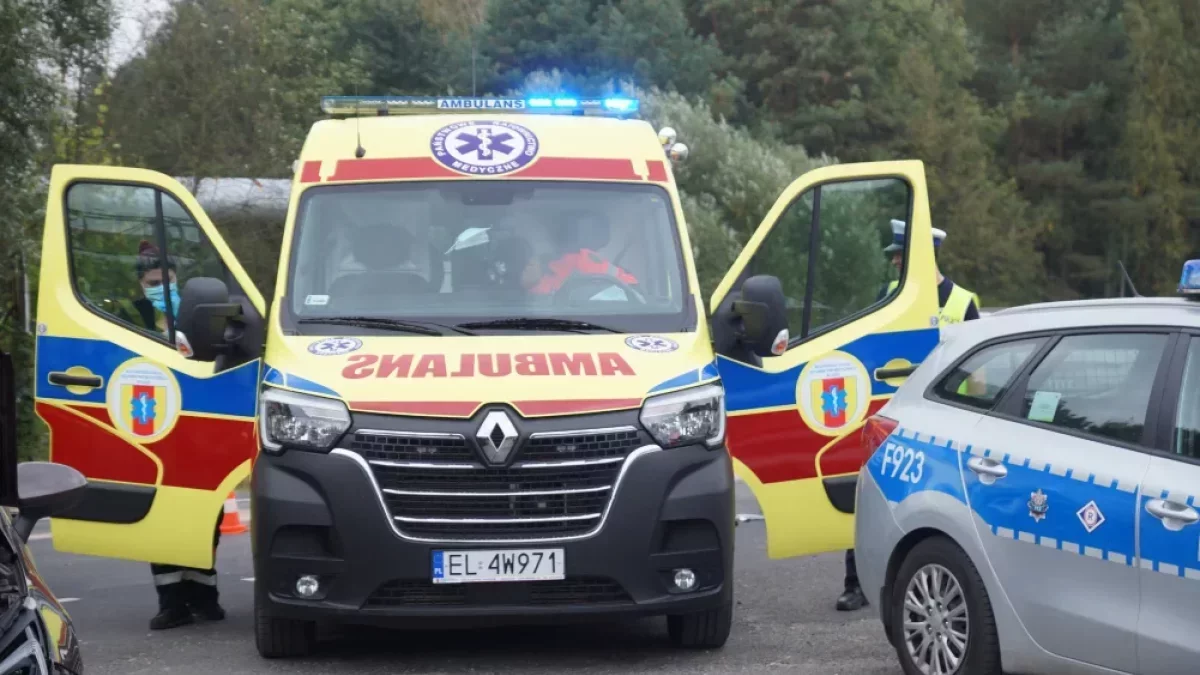 Mężczyzna porażony prądem w Piotrkowie. Wiemy, co się stało i w jakim jest stanie