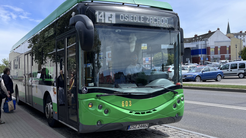 Miesiąc z płatną komunikacją miejską w Szczecinku. Mieszkańcy: pasażerów jest mniej