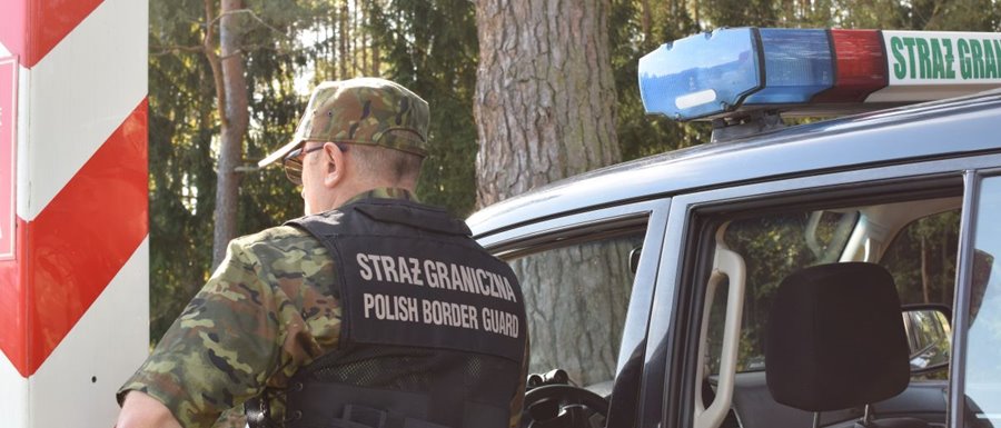 Migranci z Ghany i Kamerunu próbowali pokonać graniczną rzekę