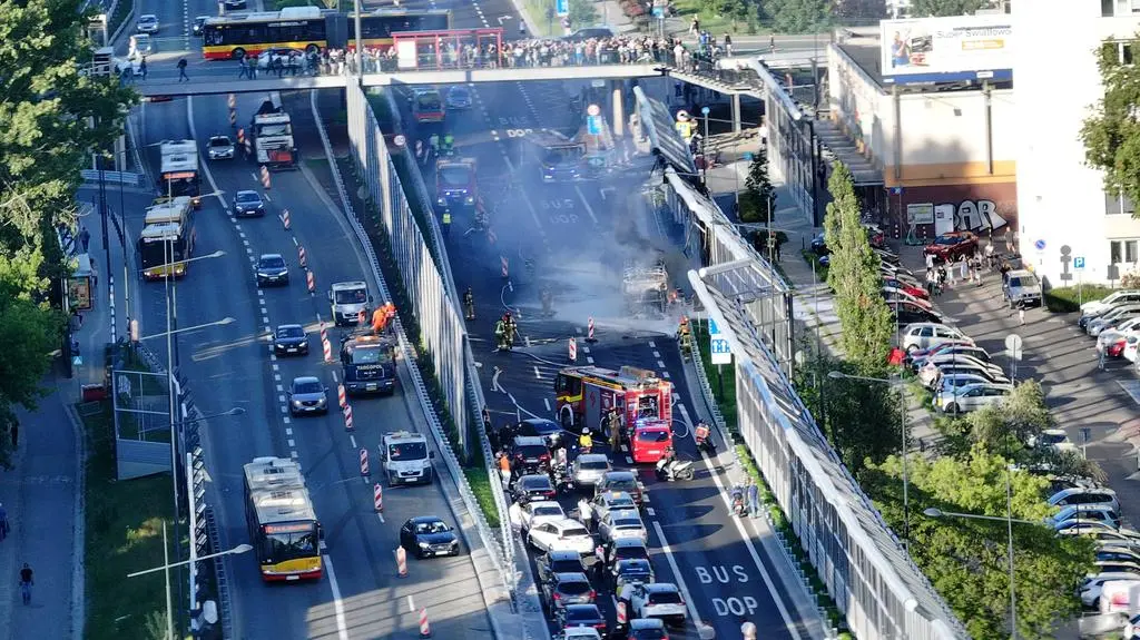 Pożar autobusu w Alei Stanów Zjednoczonych