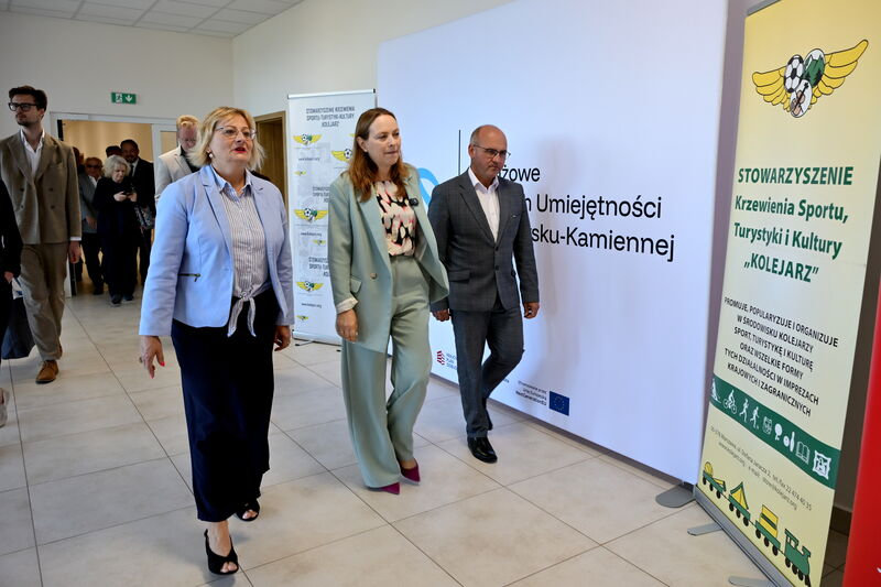 Minister Katarzyna Pełczyńska-Nałęcz z wizytą w Branżowym Centrum Umiejętności w Skarżysku-Kamiennej