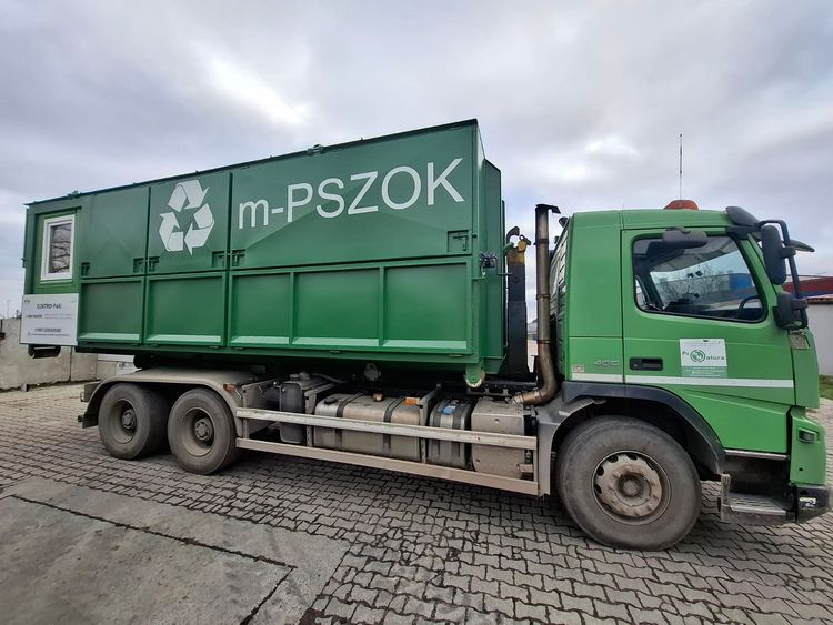 Mobilne PSZOK-i zdają egzamin. Tony odpadów znikają z bydgoskich osiedli