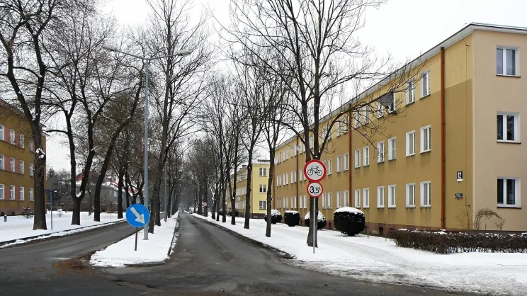 Ul. ks. Stanisława Indyka w Mościcach. Widok obecny