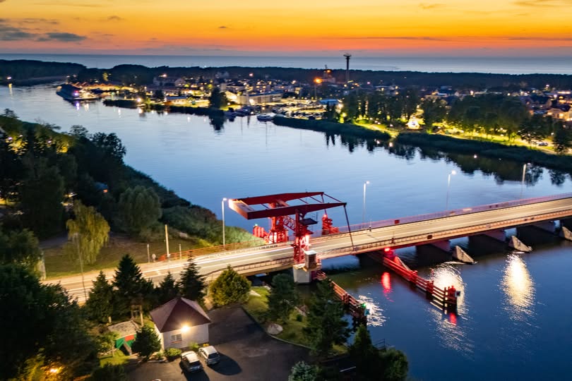 Most zwodzony w Dziwnowie zyska efektowną iluminację. Wieczorami stanie się nową atrakcją miasta
