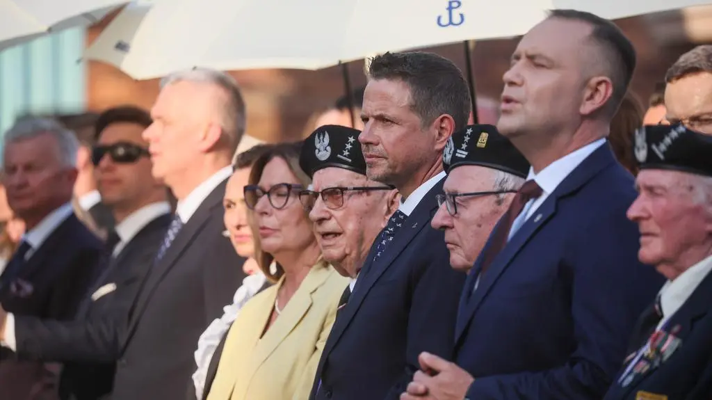Msza święta polowa przy Pomniku Powstania Warszawskiego na Placu Krasińskich