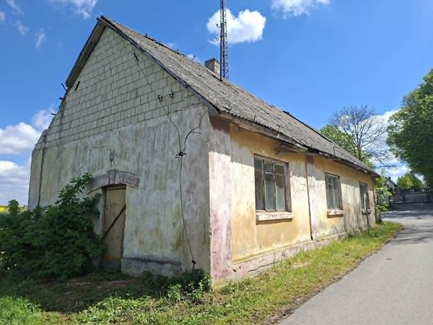 Myrogonyowieże, dziś Mirogonowice. Świętokrzyska wioska, której nazwa to nie lada wyzwanie