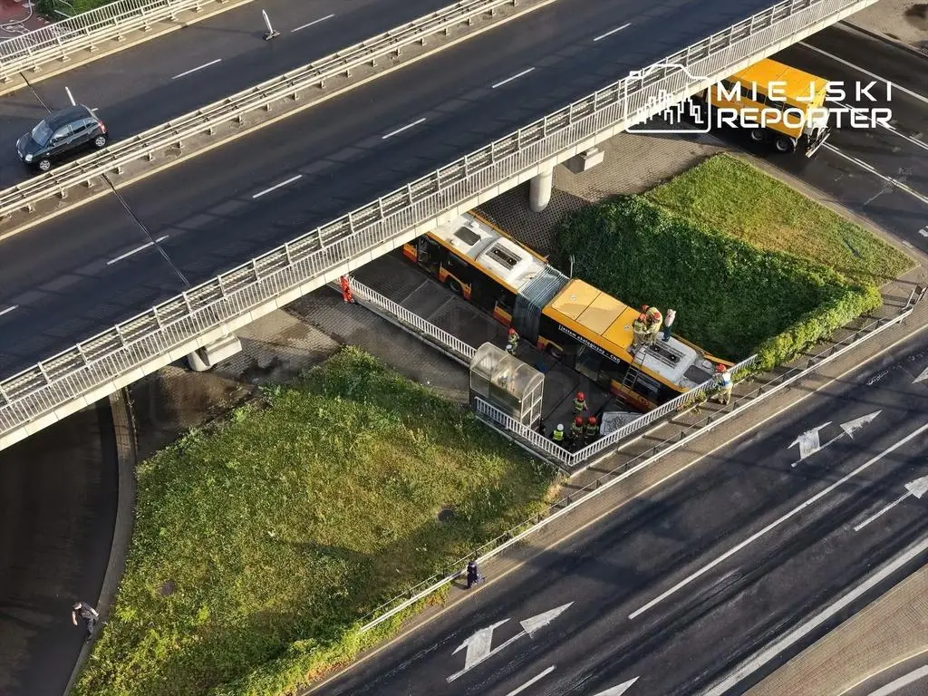 Wypadek autobusu miejskiego w Warszawie