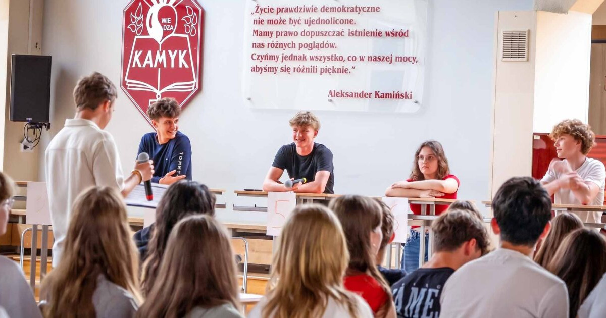 NA TEMAT Tłok w ursynowskich liceach. Dwóch chętnych na jedno miejsce