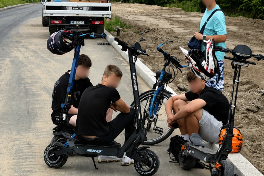 Nad wodę przez plac budowy? Zdecydowanie nie tędy droga