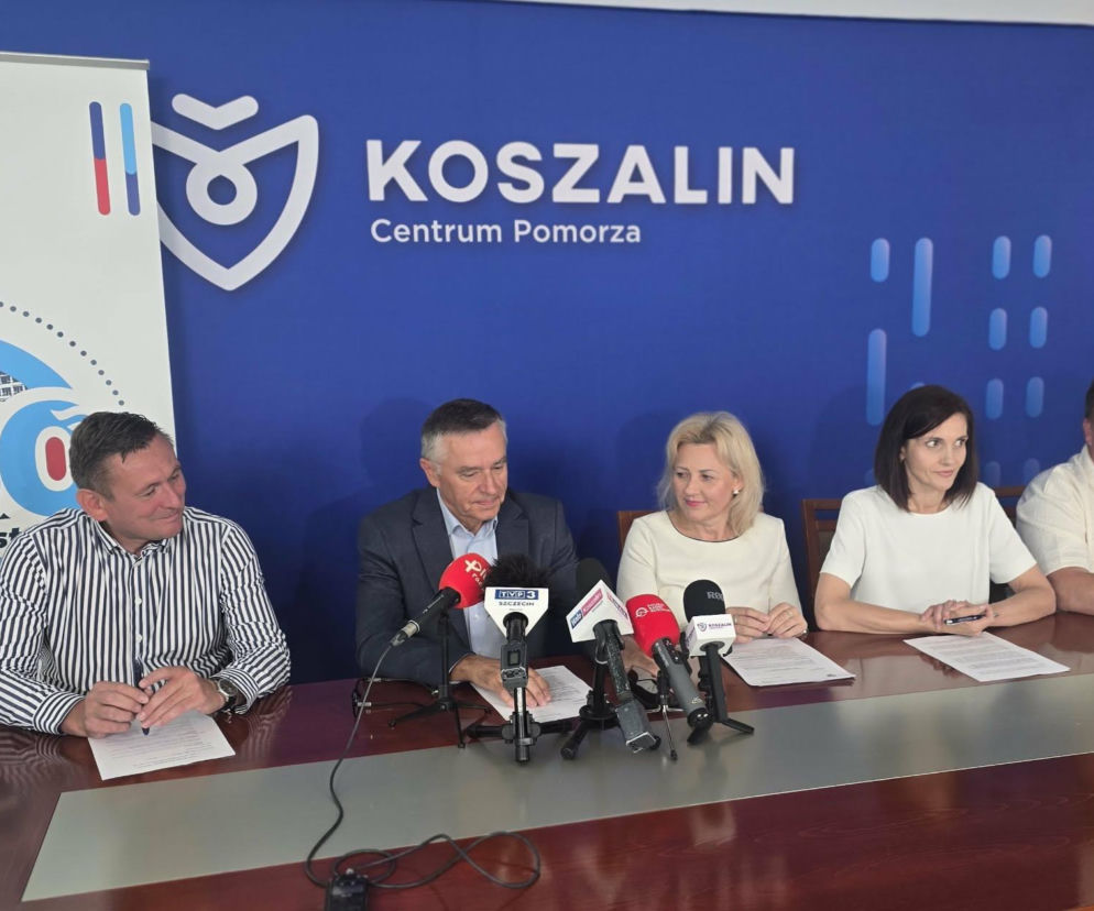 Konferencja prasowa władz miasta przed nadzwyczajną sesją. O rozwoju Koszalina przeczytasz na Radioplus.
