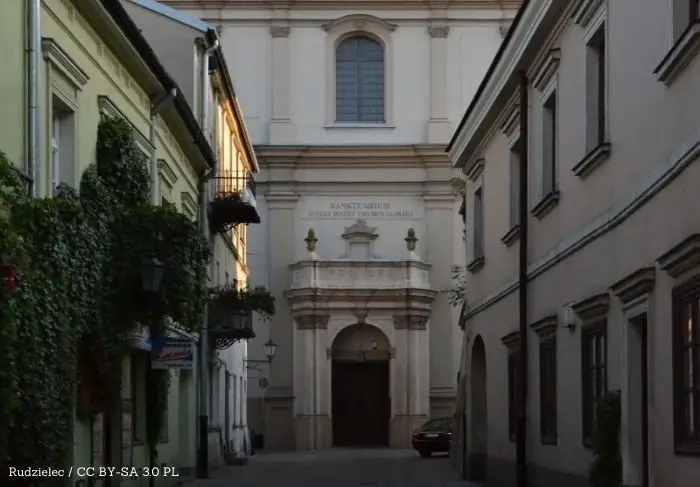 Najmłodsi ruszyli za małą chmurką. W amfiteatrze czekają kolejne spektakle