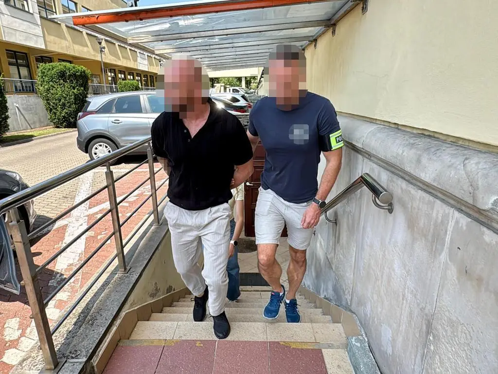 Policjanci znaleźli u mężczyzny ponad sześć kilogramów narkotyków
