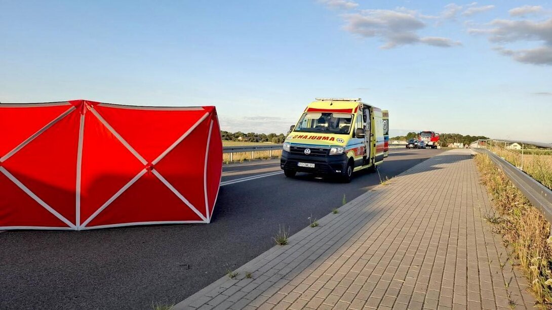 Nastolatek po zderzeniu z autem trafił do szpitala