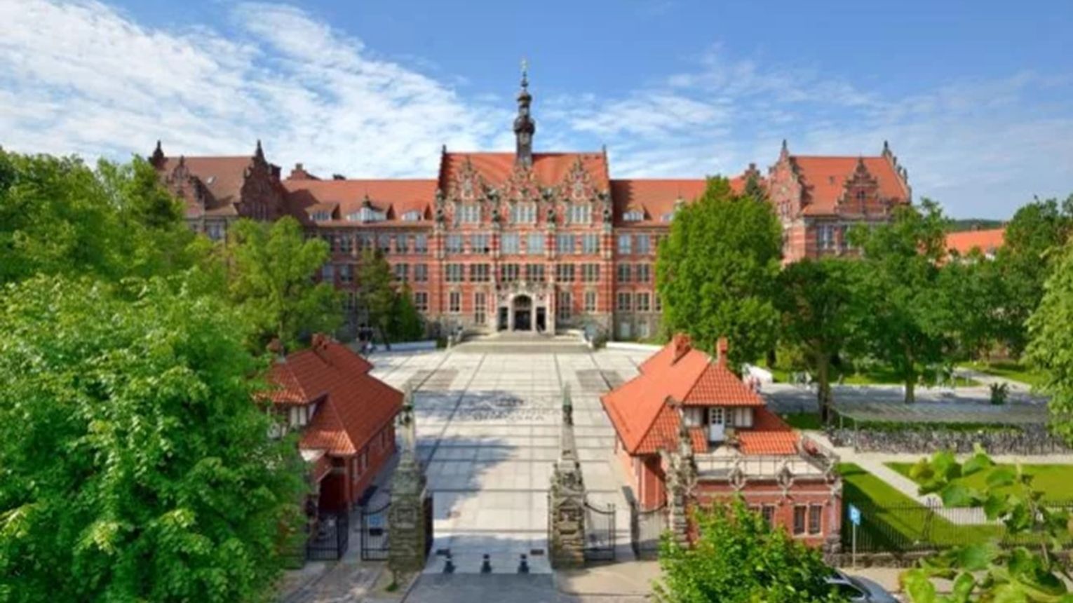 Nawet 26 osób na jedno miejsce! PG i UG przyciągnęły dziesiątki tysięcy kandydatów