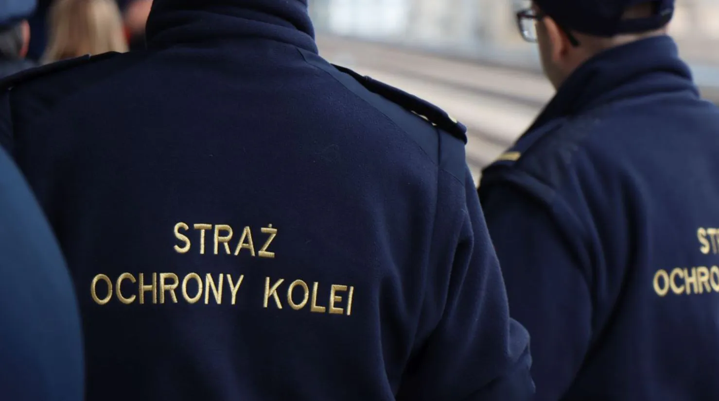 Niecodzienna akcja ratunkowa w Krakowie. 79-latek utknął w windzie na stacji Kraków Bieżanów