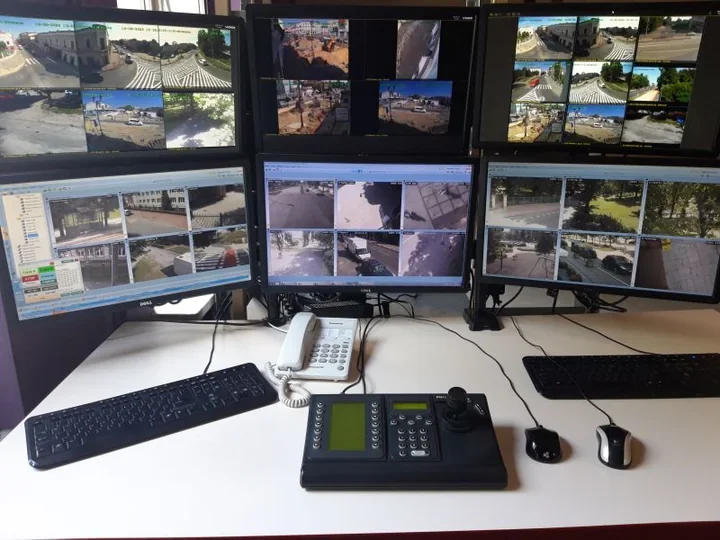 Nieletnie z markerem na elewacji. Monitoring namierzył je pod DK 91