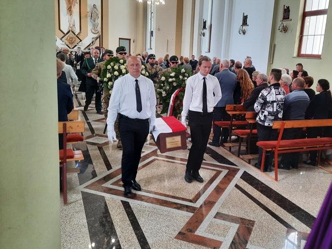 Niemcy rozstrzelali go w 1940 roku. Po 86 latach spoczął w rodzinnym grobie 8 lipca, 15:19 Konin