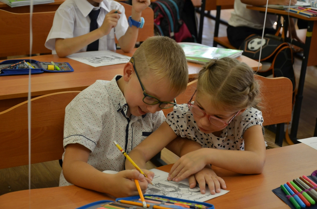 Nowacka chce ominąć weto Nawrockiego. MEN szykuje „plan B”