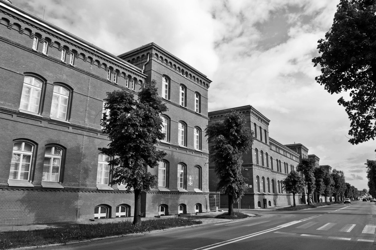 Nowe fakty w sprawie ANS Gniezno. Politechnika potwierdza: rozmowy trwają od roku