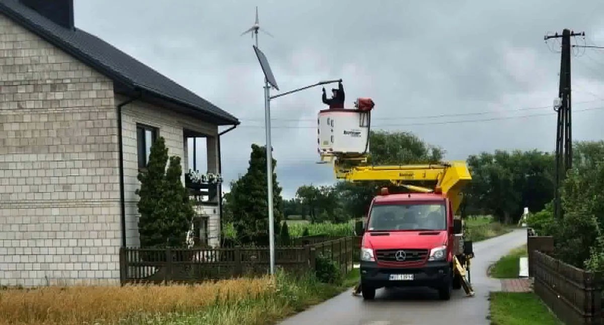 Nowe oświetlenie w gminie Maciejowice. Inwestycje w pięciu miejscowościach