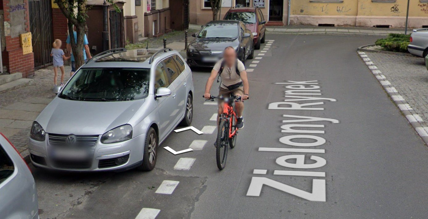 NOWEGoogle Street View - mieszkańcy Gniezna przyłapani na najnowszych ujęciach