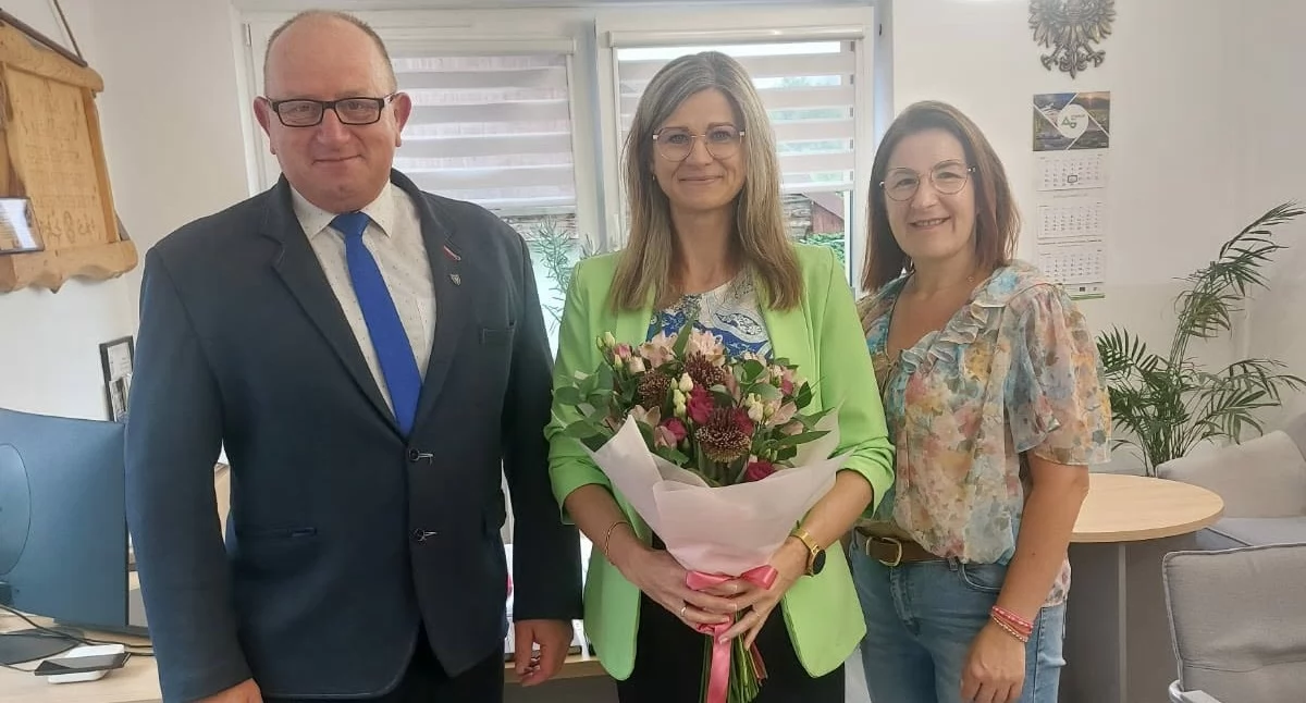 Nowoczesna biblioteka w Rajczy pod kierown…