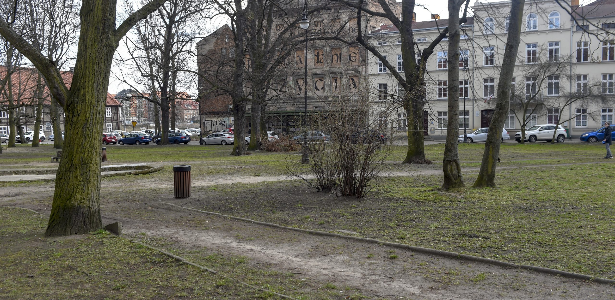 Oferty na rewitalizację Placu Wałowego powyżej budżetu
