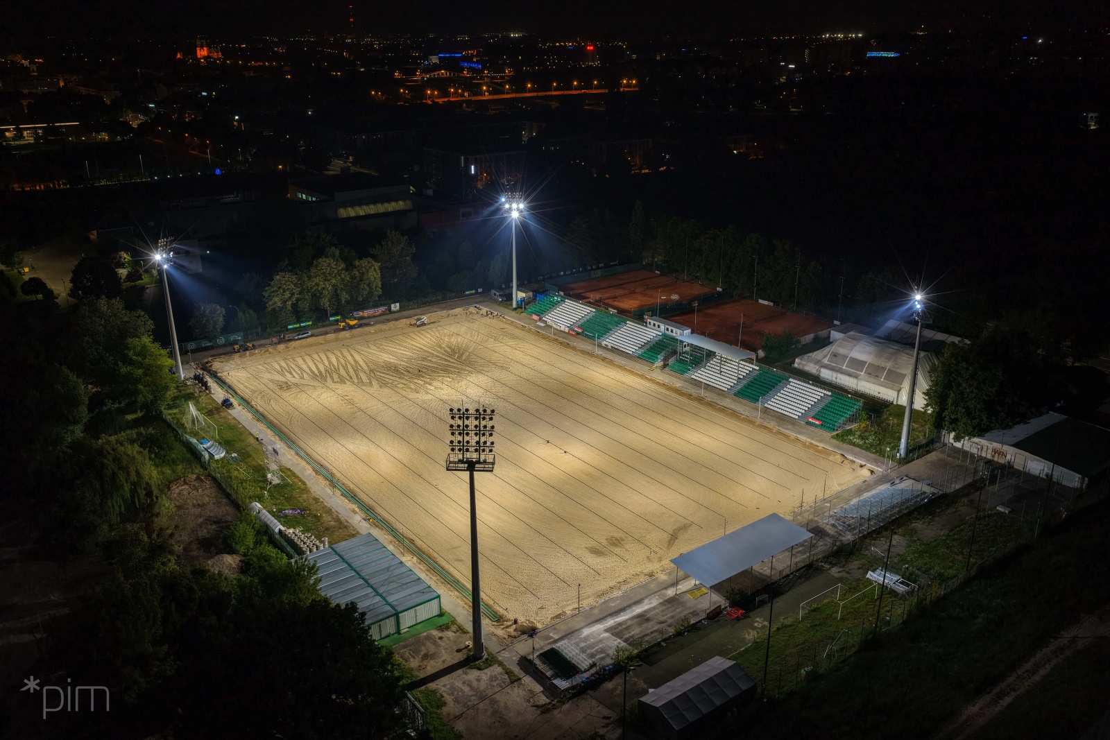 „Ogródek” przechodzi wielką metamorfozę. Warta wróci na nową murawę już w sierpniu