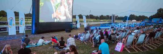 Kino plenerowe wraca na Partynice. W weekend dwa bezpłatne seanse pod chmurką