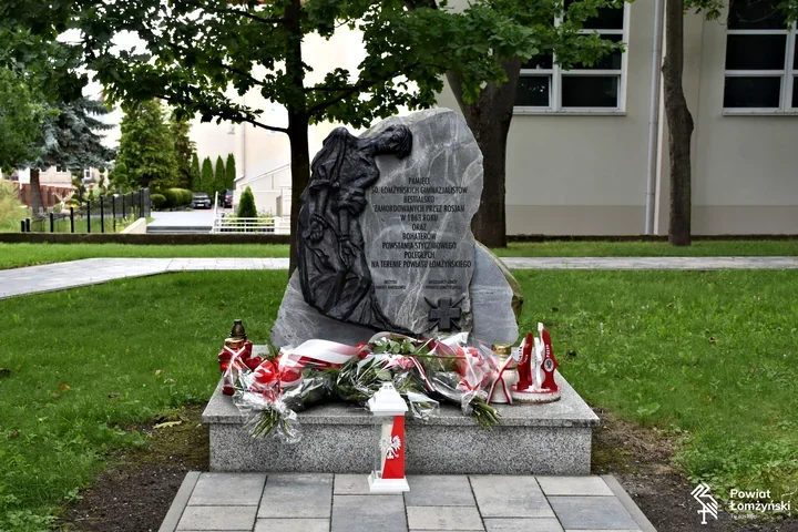 Około 50 gimnazjalistów zginęło pod Wygodą. Pamięć trwa