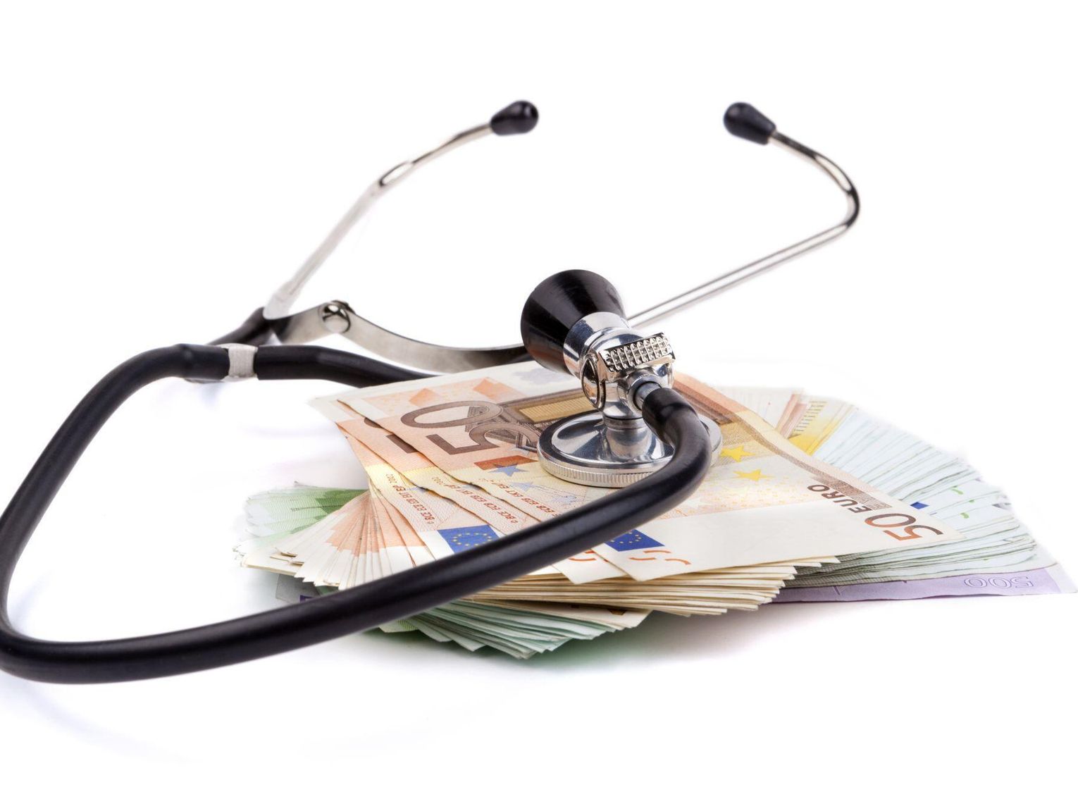 Opolski NFZ przekaże ponad 151 mln zł dla placówek medycznych. Pieniądze trafią na leczenie i podwyżki