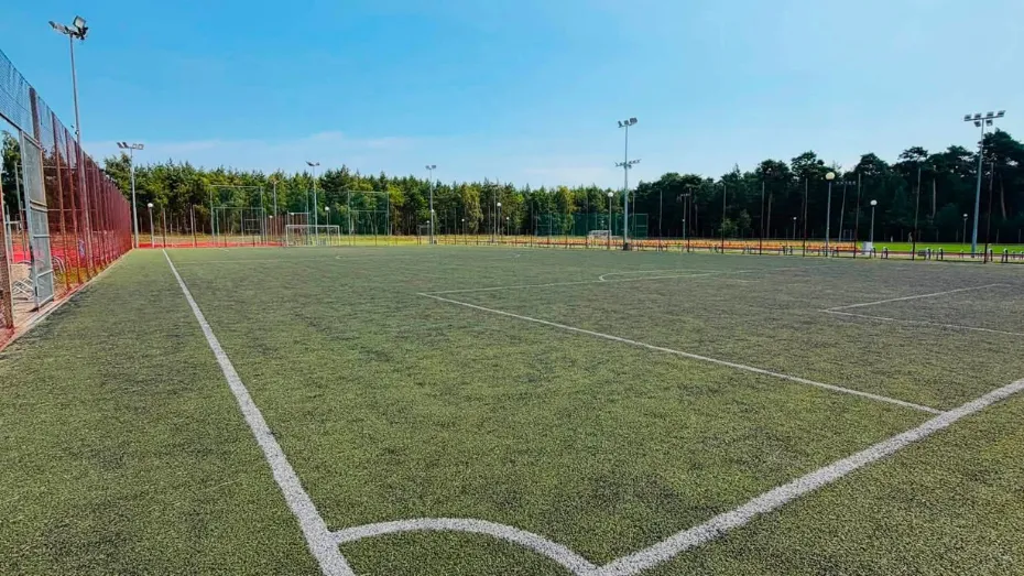 Orlik w Piaskach do modernizacji. Na koniec października przewidziano zakończenie prac