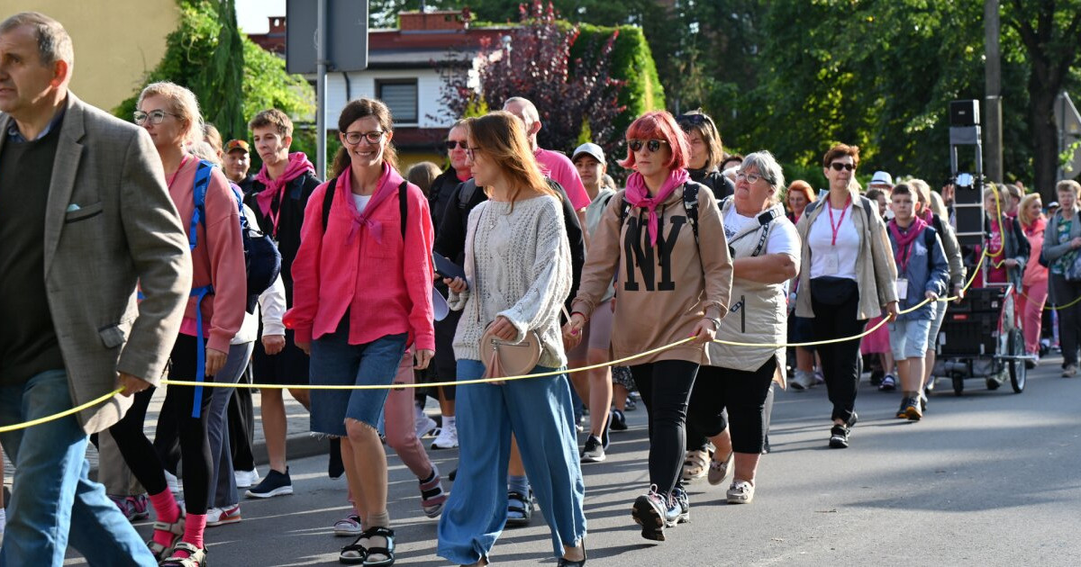Osiem dni marszu i setki kilometrów. Wierni znów pójdą na Jasną Górę