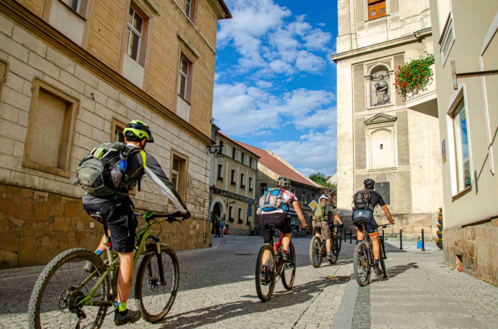 Ostre Koło jedzie do Barda. Miłośnicy rowerów górskich...